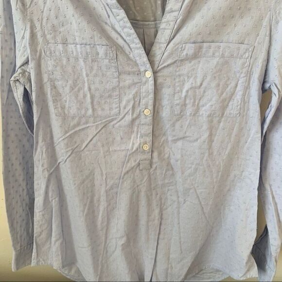 Old Navy Confetti Speckled Button Up Blouse - Picture 4 of 8